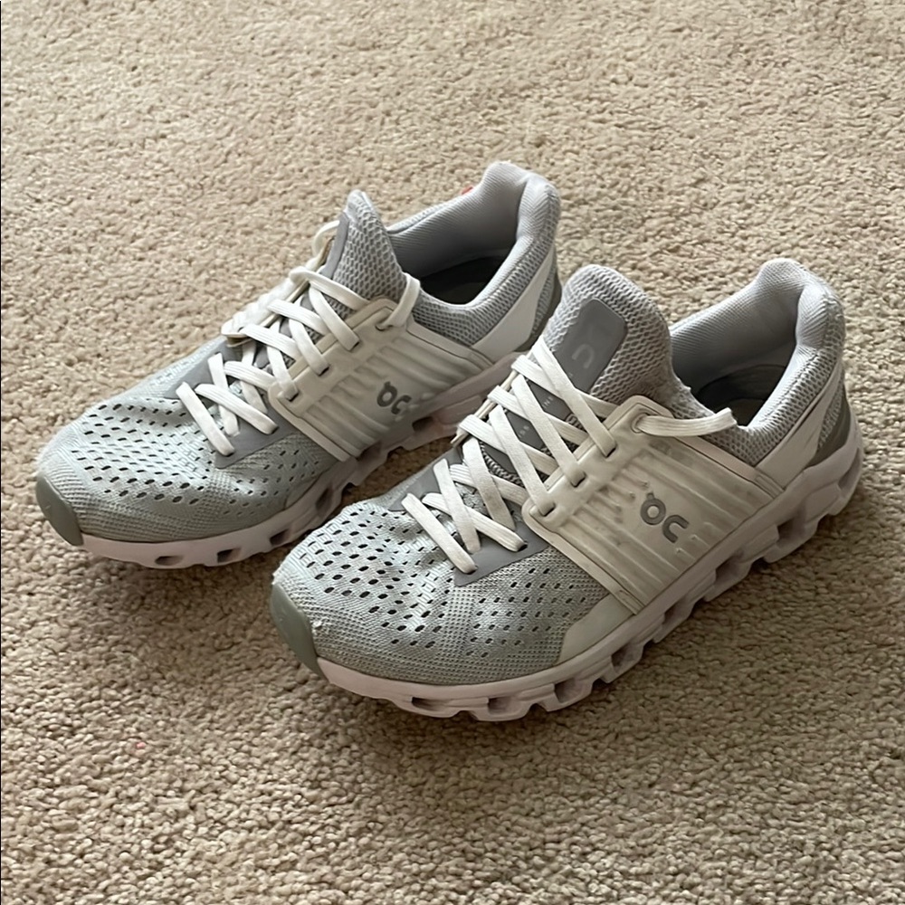 On Running Athletic Shoes in Gray and White